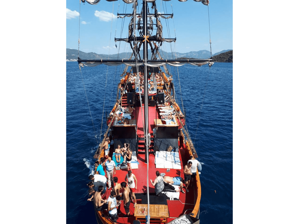 marmaris-pirate-ships